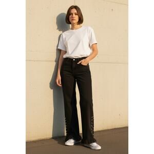 Forever 21‎ Black Fringe Hem Lace-Up Detail Jeans Women’s Medium